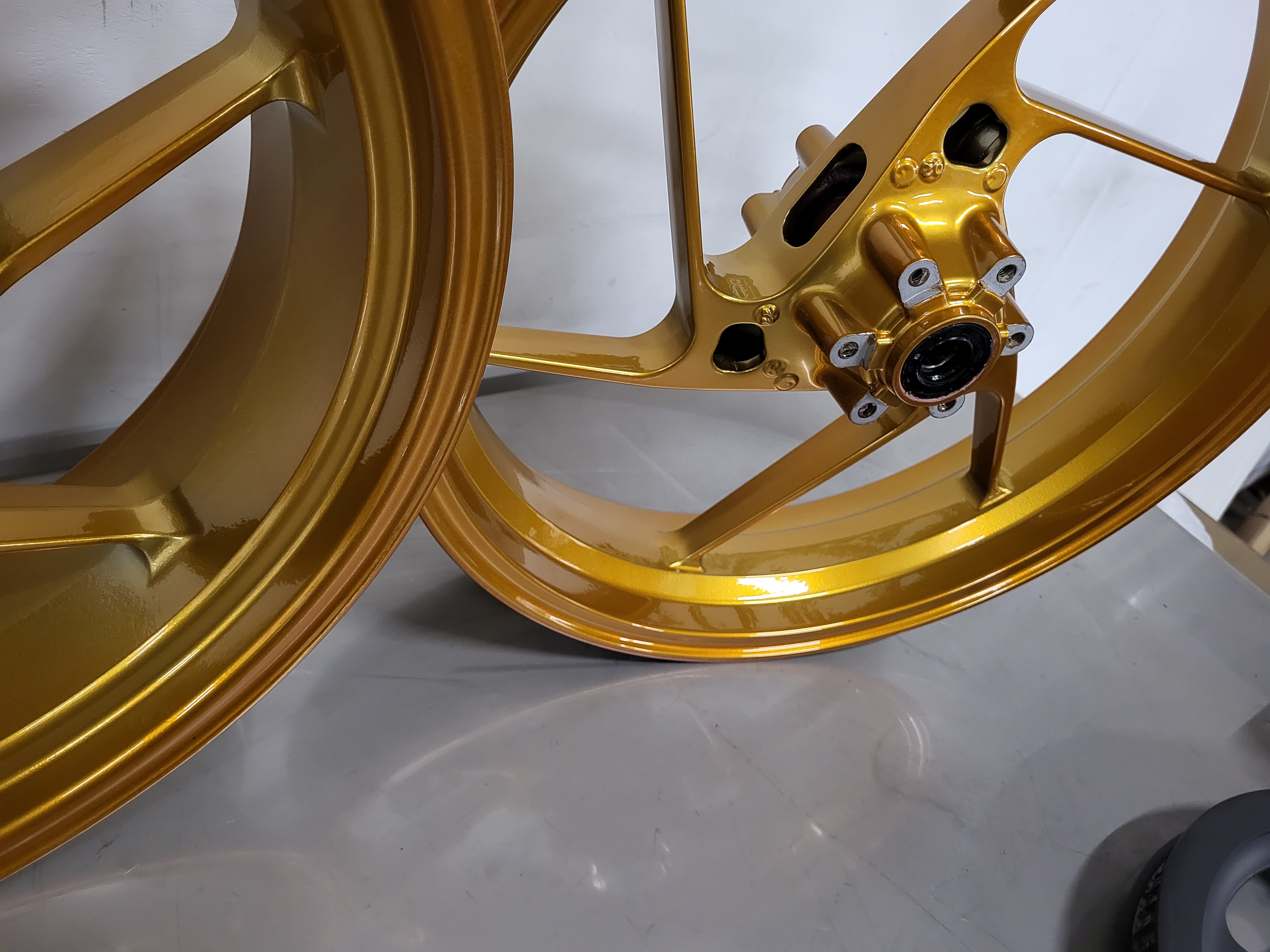 Powder Coated Motorcycle Wheels | Prismatic Powders
