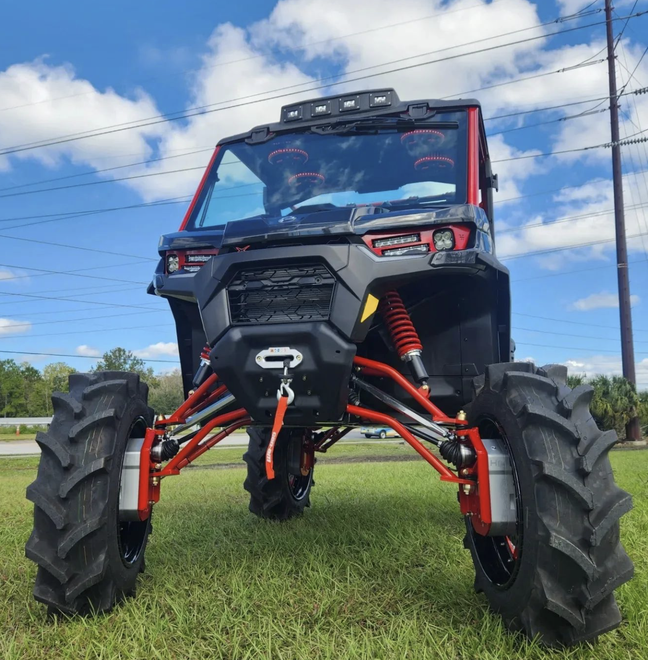 Ativ Custom Custom Can Am Build in Illusion Red | Prismatic Powders