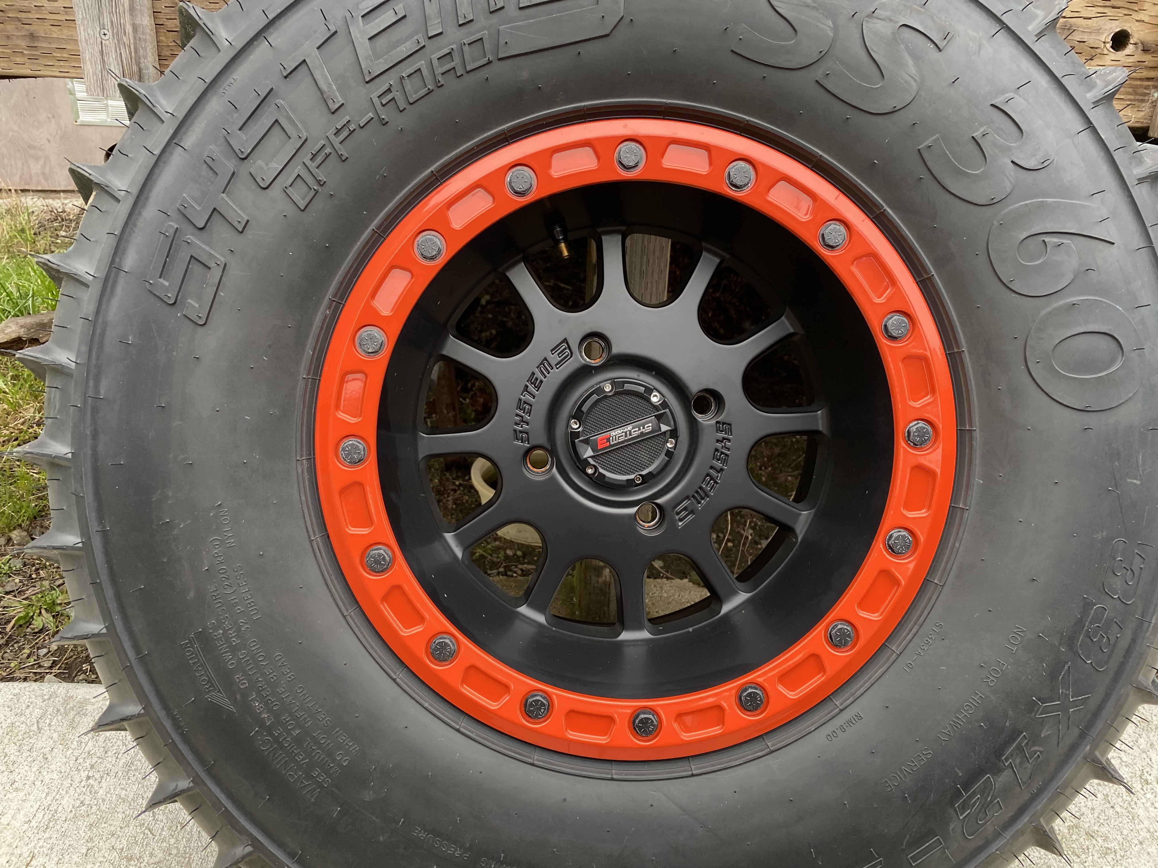 Custom Side By Side Wheels finished with a Magma Red Finish | Prismatic ...