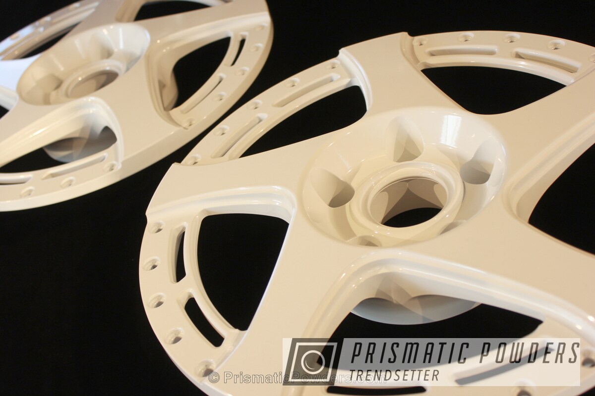 Gloss White Gallery Project Prismatic Powders