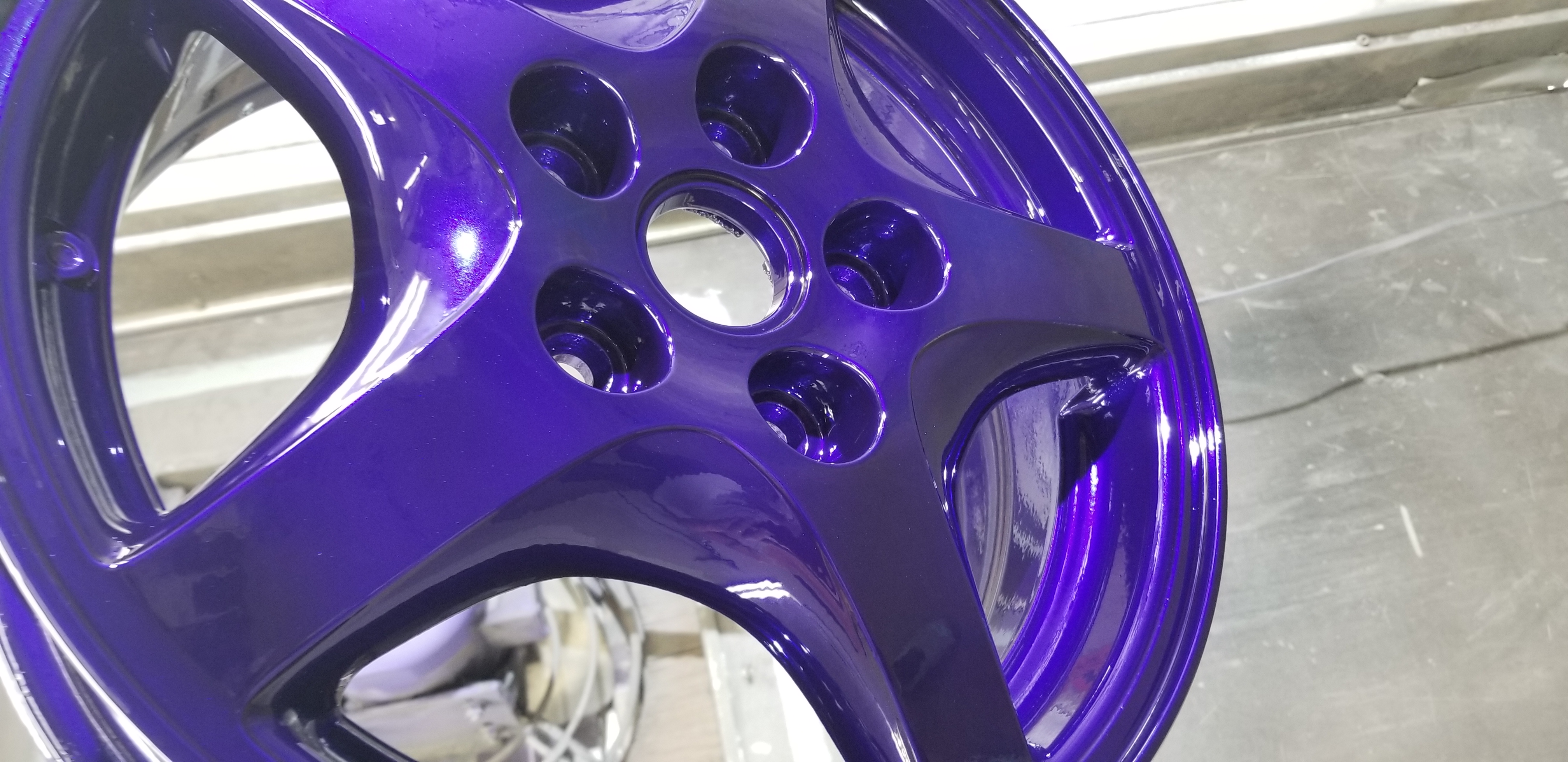 Powder Coated Infinity Rims In Super Chrome And Plue | Prismatic Powders