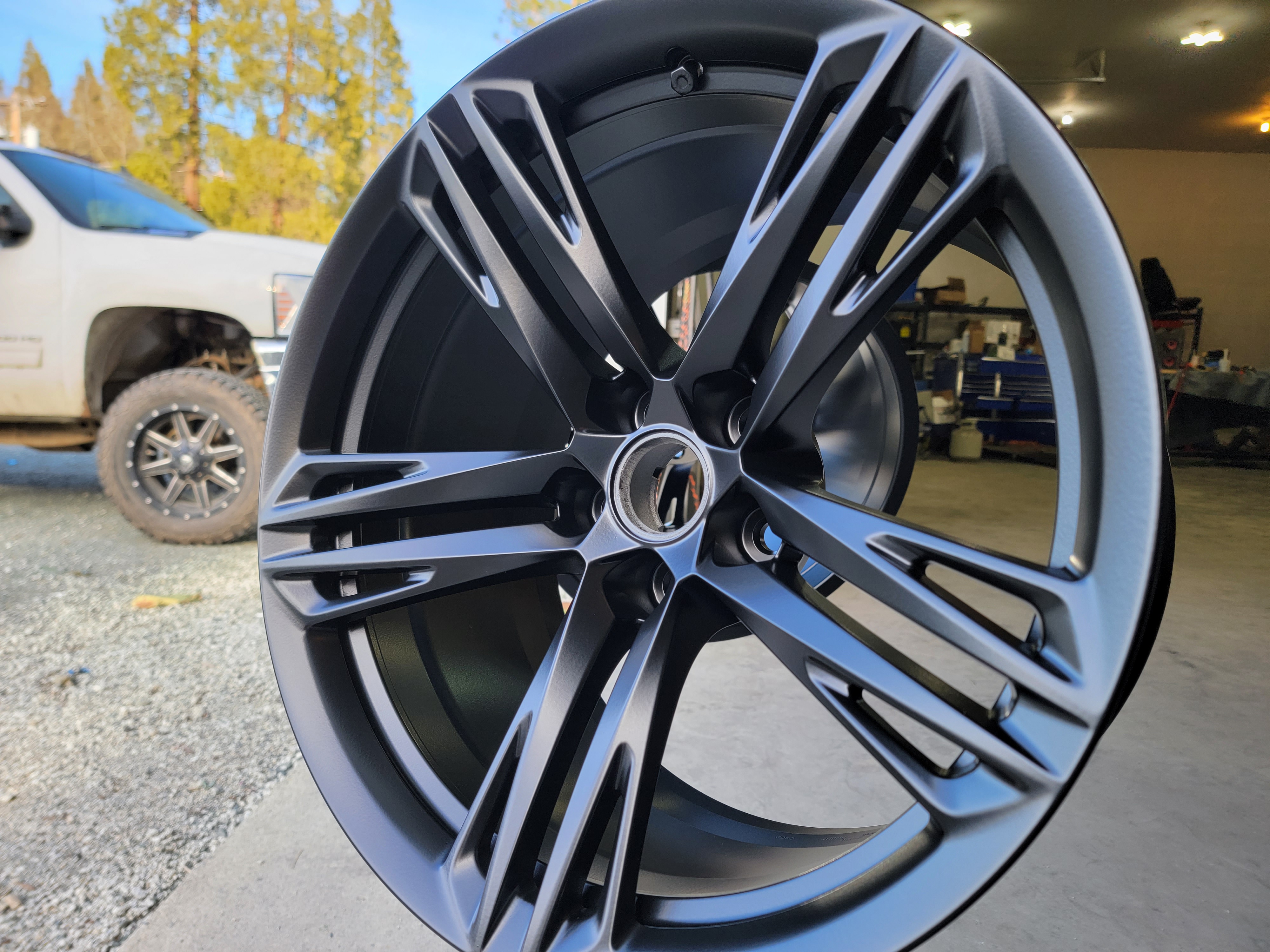 Wheels done in Pss-1168 | Prismatic Powders