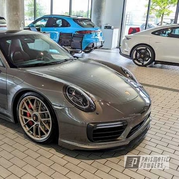 911 Turbo With Performance Gold On Oem Wheels 