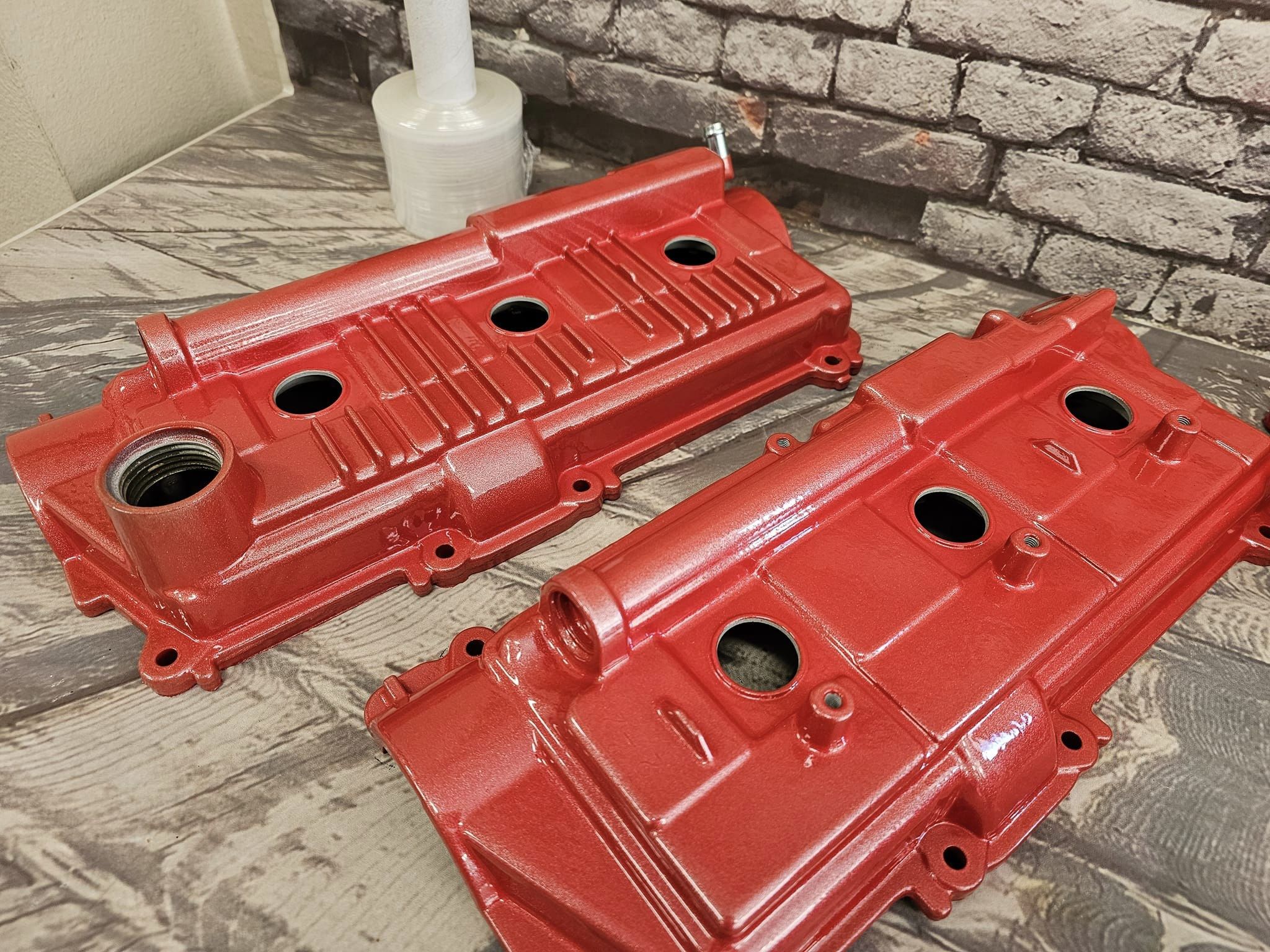 Engine Cover with Pps-2974 and Pmb-2131 | Prismatic Powders