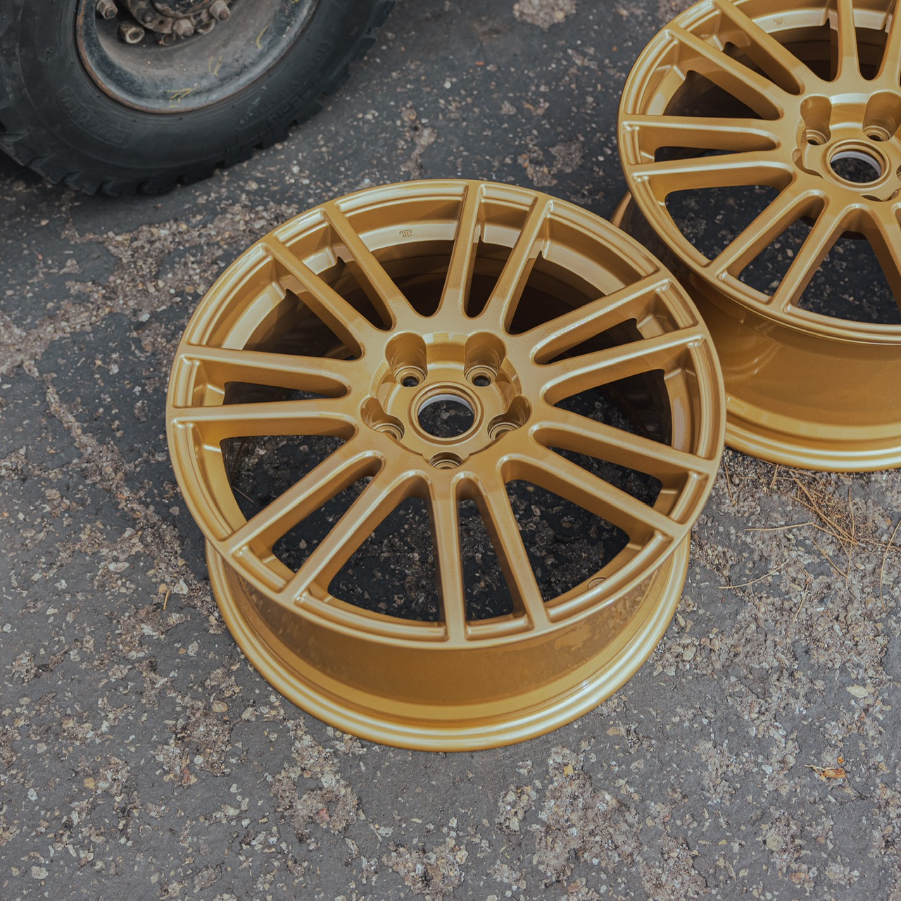 “SATIN POLY GOLD” on SUBARU STI OEM Wheels | PRISMATIC POWDERS®