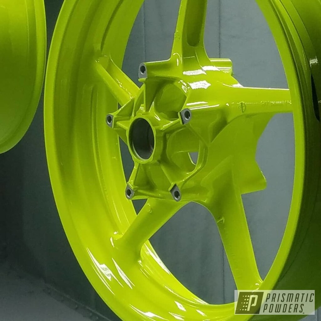 Powder Coated Yamaha Motorcycle Rims In Neon Yellow Prismatic Powders