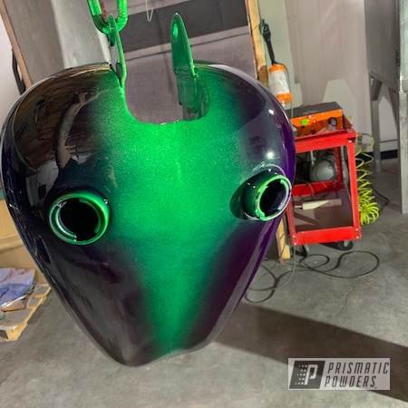 Powder Coating: Illusion Green Ice PMB-7025,Clear Vision PPS-2974,Motorcycle Gas Tank,Illusion Purple PSB-4629