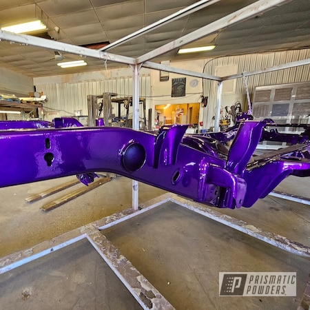 Powder Coating: Powder Coated Truck Suspension,Automotive Parts,Clear Vision PPS-2974,Truck Suspension,Illusion Purple PSB-4629,Truck Frame,Illusions