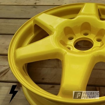 Demo Cadillac Wheel Powder Coated In Hot Yellow With Clear Vision Top Coat