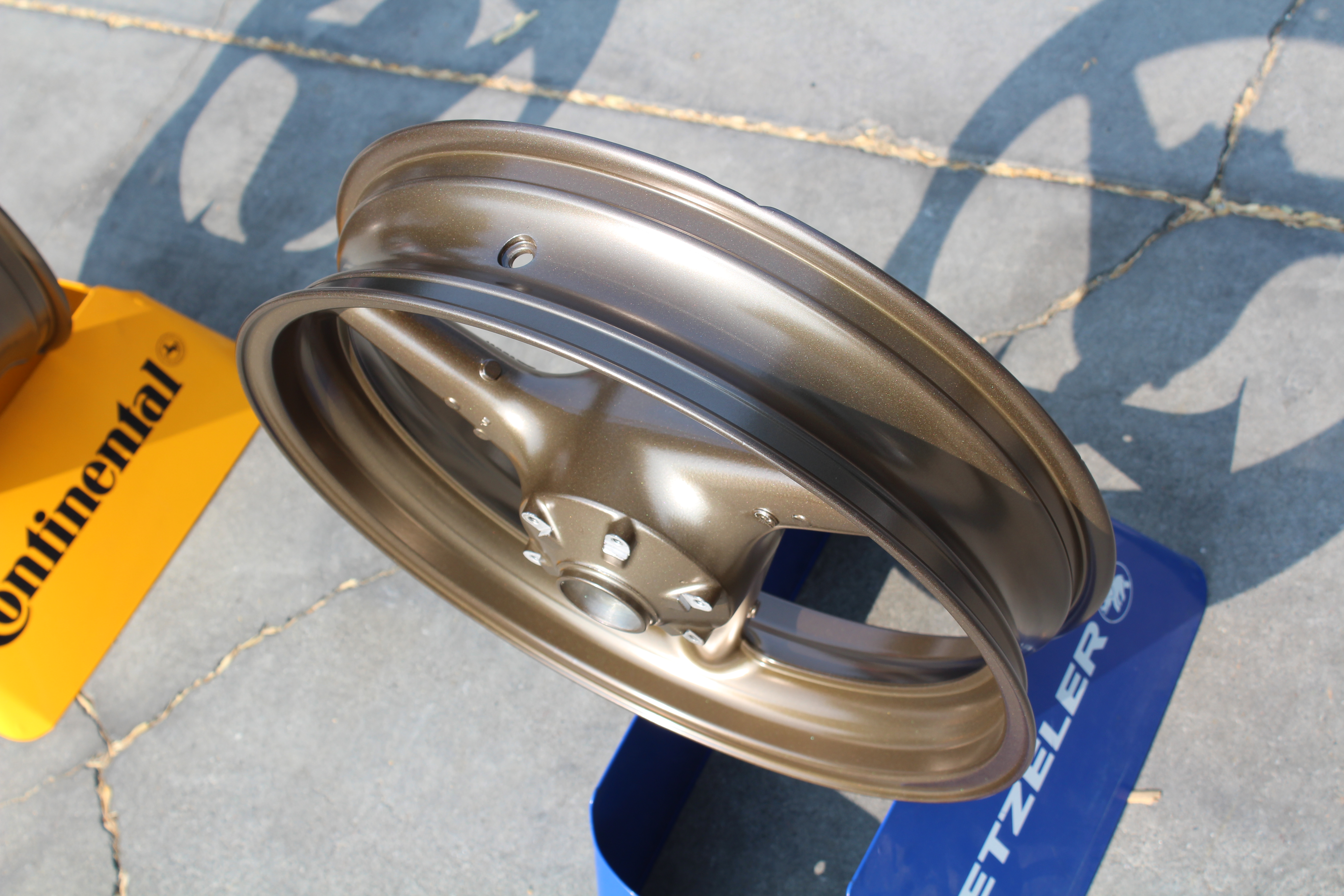 Melted Bronze Over Super Chrome Wheels For A Honda Cbr 954rr ...
