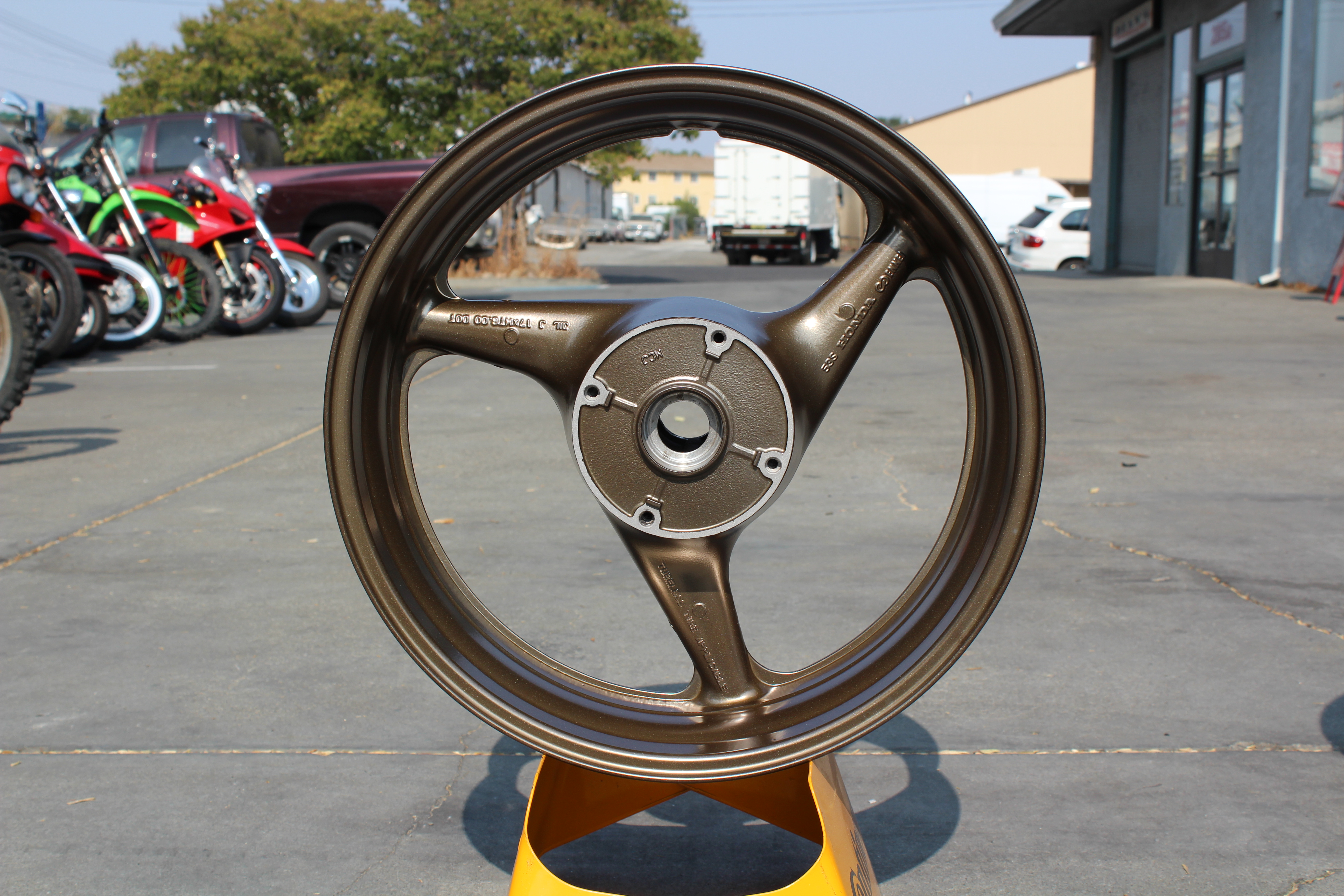 Melted Bronze Over Super Chrome Wheels For A Honda Cbr 954rr ...