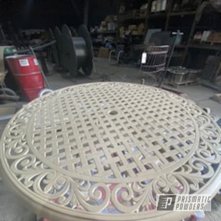 Powder Coating: Outdoor Patio Furniture,Patio Table,Lakeview Beige PTB-6674