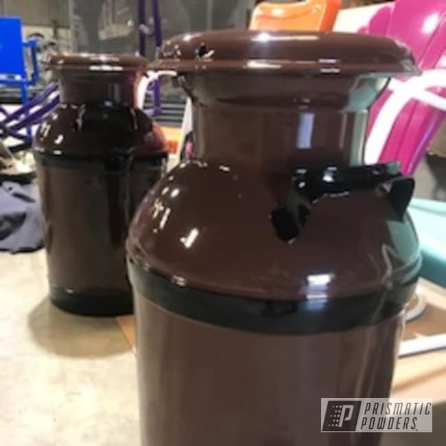 Candy Brown And Gloss Black Milk Jugs