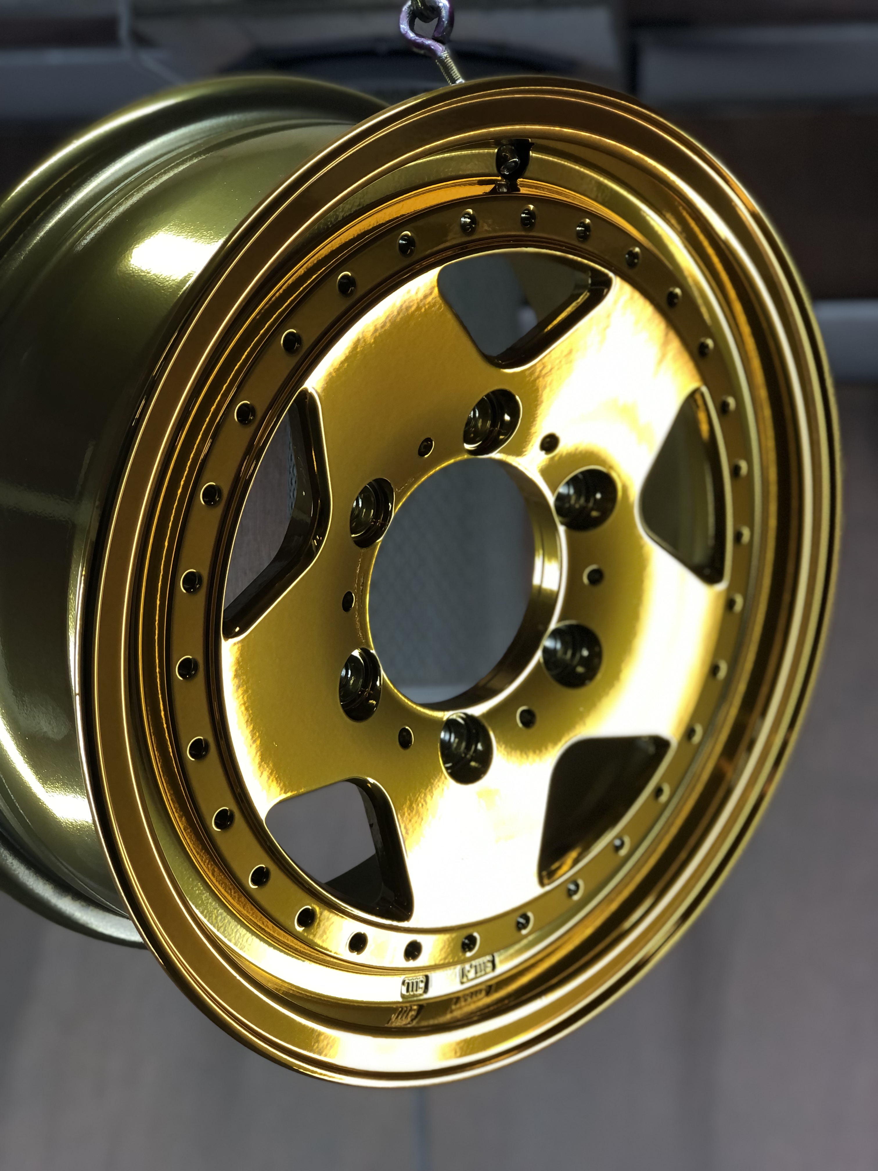Toyota Hiace Wheel done in a Clear Vision, Candy Gold and Super Chrome ...
