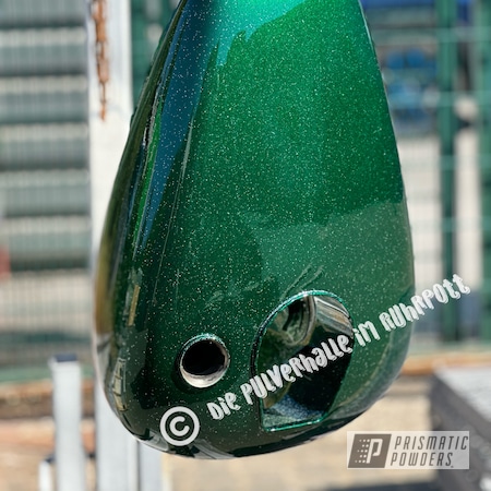 Powder Coating: Motorcycles,Clear Vision PPS-2974,Motorcycle Gas Tank,Ultra Illusion Green PMB-5346,Motorcycle Parts