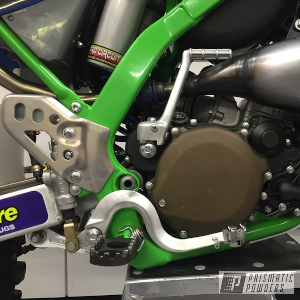 Kawasaki Kx125 Motocross Frame In Ral 6018 A Classic Yellow Green Color Prismatic Powders