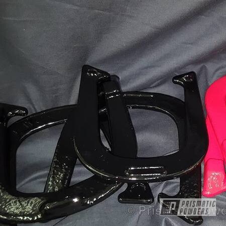 Powder Coating: Ink Black PSS-0106,Horseshoes,RAL 3002 Carmine Red,Miscellaneous