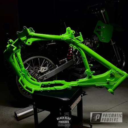 Powder Coating: Kiwi Green PSS-5666,Kawasaki,Motorcycles,Dirt Bike,Motorcycle Frame,KX500