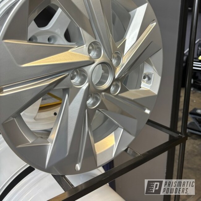 Hyundai Wheel Powder Coated In Clear Vision And Polished Aluminum