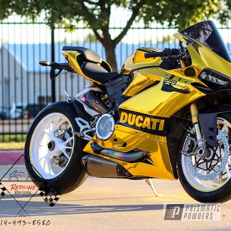 Powder Coating: Motorcycles,Transparent Gold PPS-5139,Gloss White PSS-5690,Ducati Wheels,Ducati,Automotive,Motorcycle Wheels