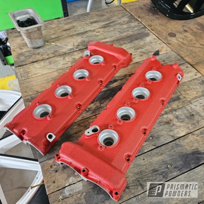 Valve Cover In Wrinkle Red